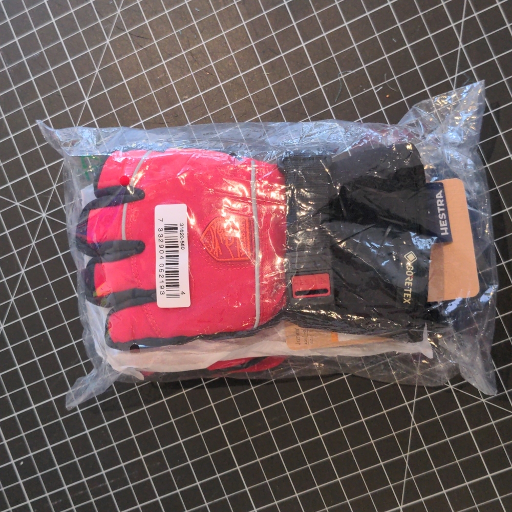 BNIB Hestra Gore-Tex Flex Jr. 5-finger - RED Size 4